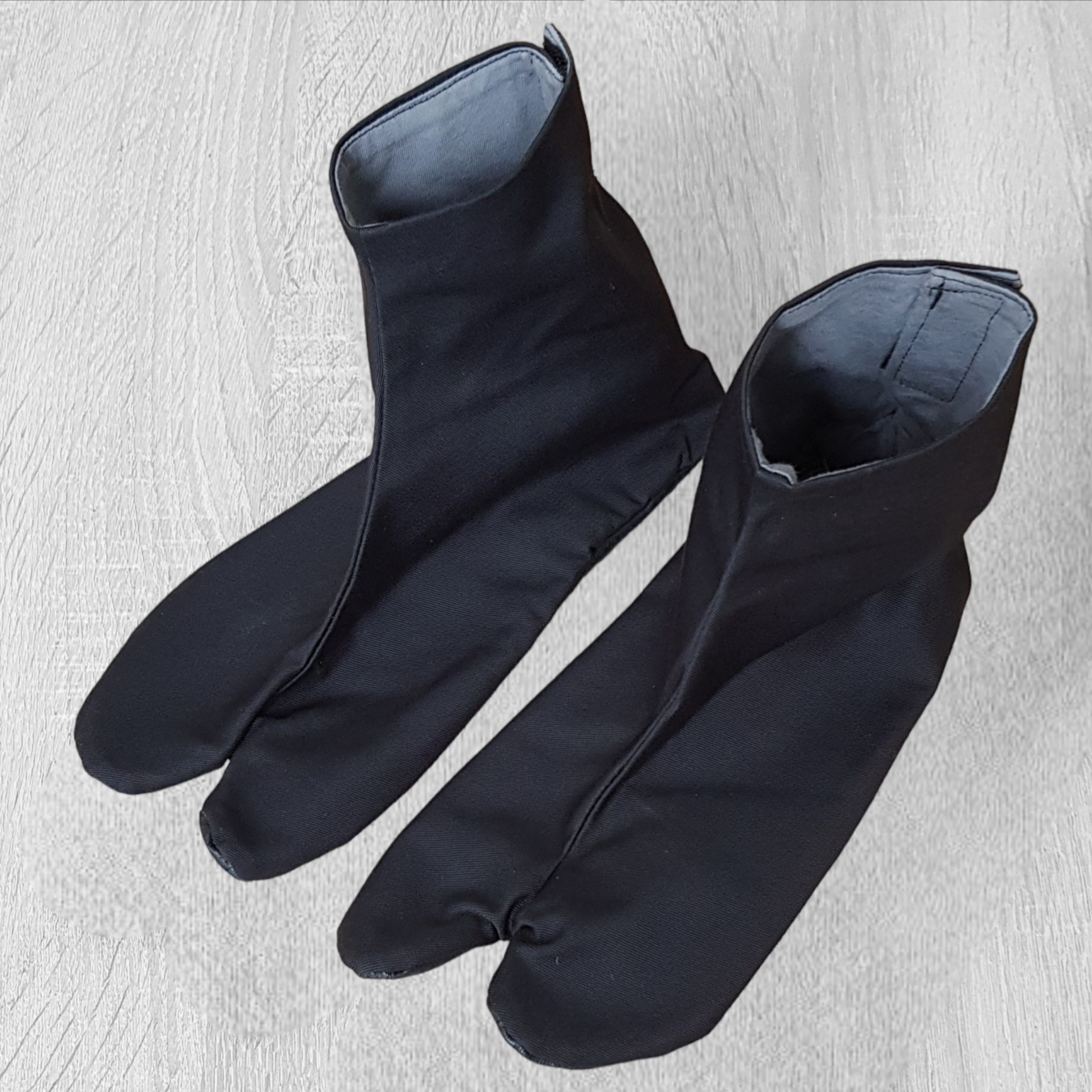 Japanese Samurai Aikido Iaido Tabi Black Shoes with Hook and Loop
