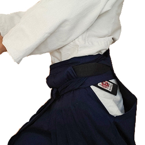 High-quality samurai hakama made from durable fabric, perfect for training and ceremonies