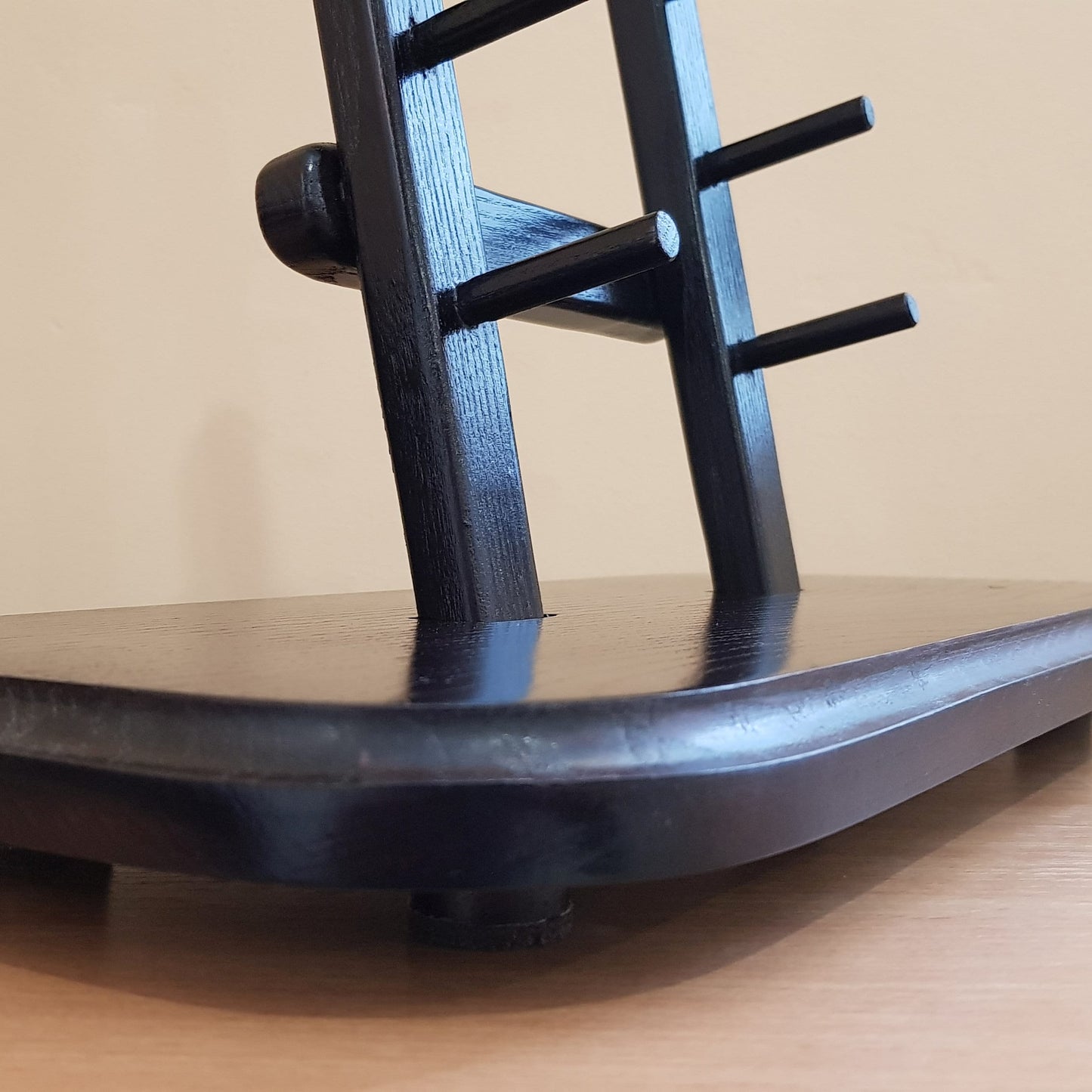 The Floor Stand for Knives - 6 Layer - Natural Wood (Ash)