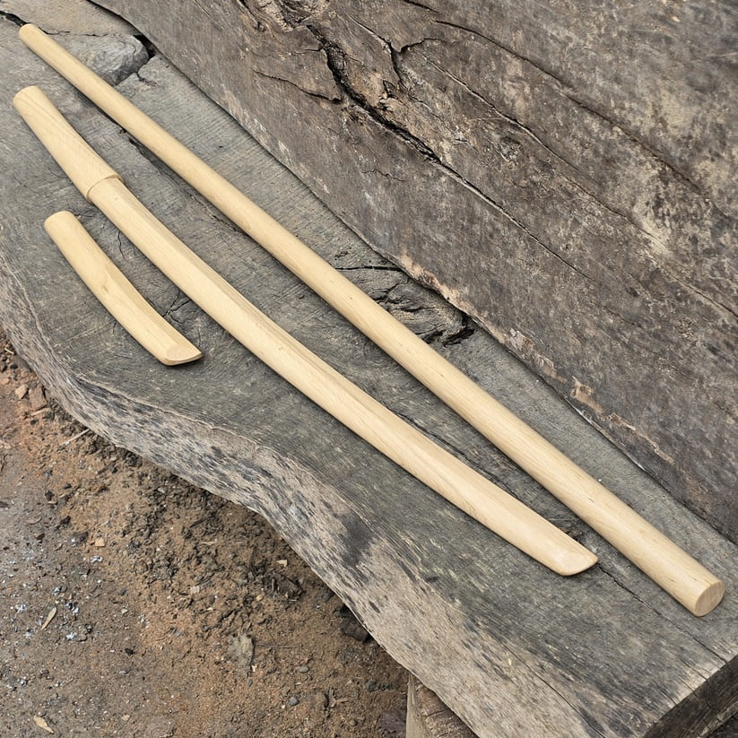 Wooden bokken, jo, tanto for aikido