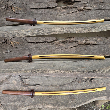 Japanese Bokken Daito 102 (40.1") with brown groove, hahdle and tsuba - Robinia Wood