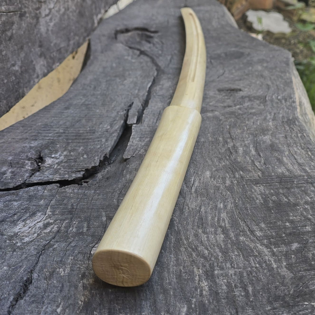 Japanese Bokken Daito 102 (40.1") with groove - Aikido, Kendo - European hornbeam