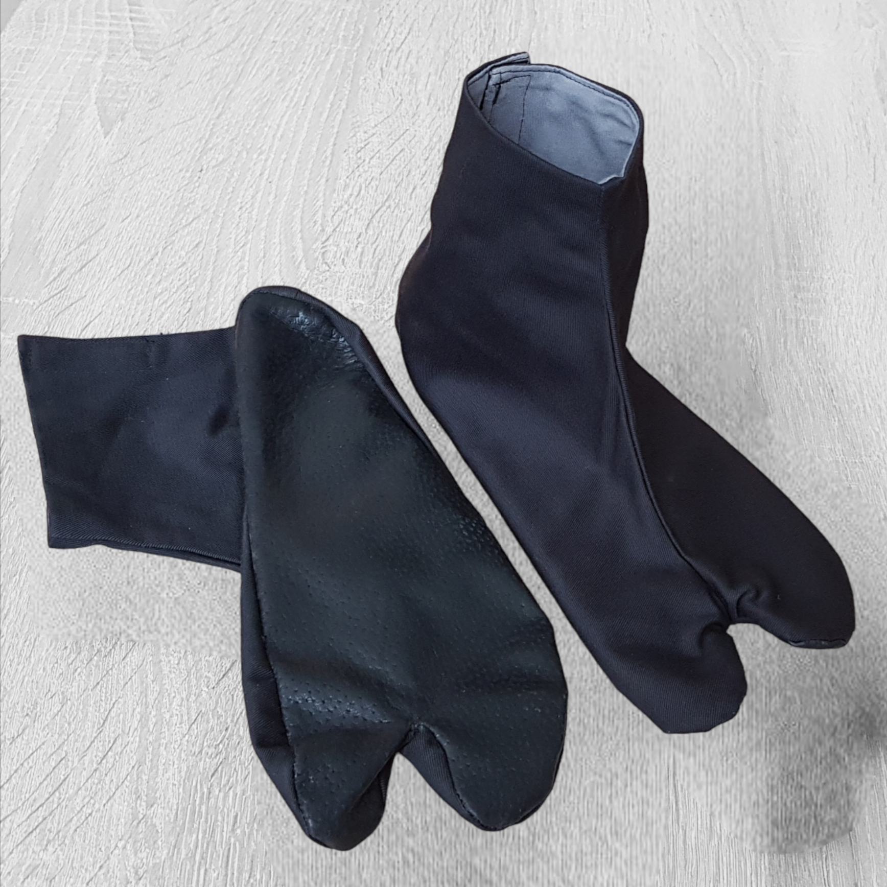 Split-toe tabi socks for kendo, aikido, and karate