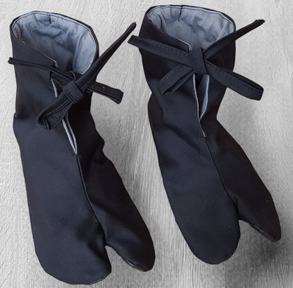 Split-toe tabi socks for kendo, aikido, and karate