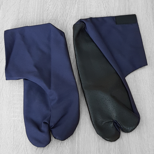 Comfortable breathable tabi socks for training and workouts