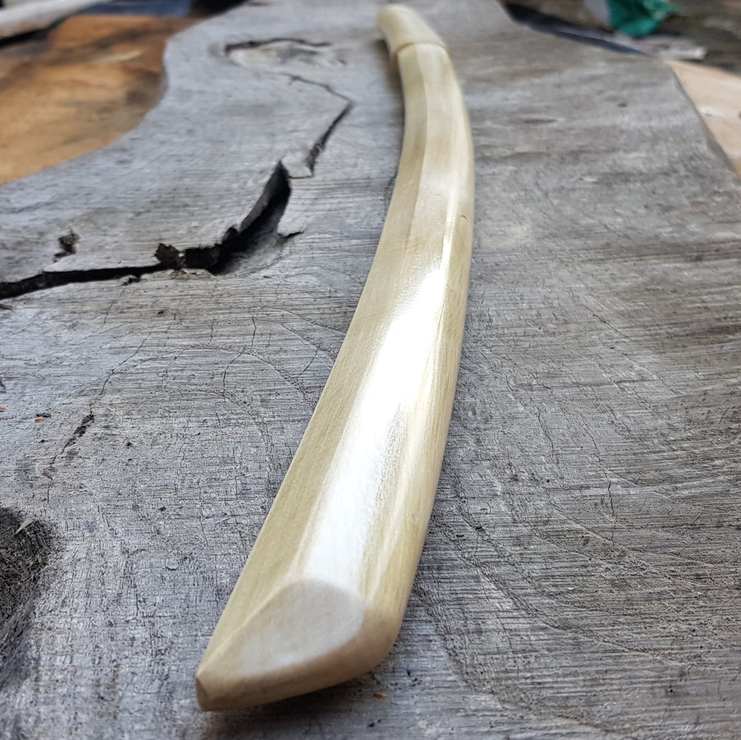 Japanese Bokken Daito 102 (40.1")- Aikido, Kendo - European Hornbeam