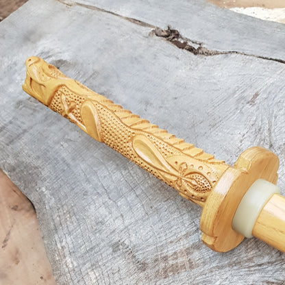 Дерев'яний Bokken Daito Deluxe Dragon 102 (40.1") см з цуба- Айкідо, Кендзюцу - Robinia Wood