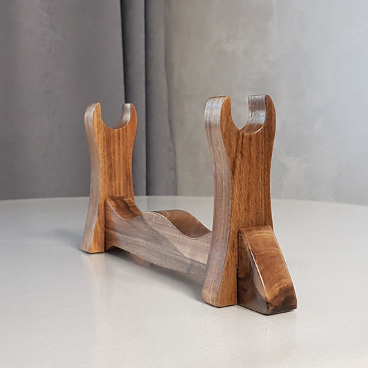 Elegant wooden stand for sword display – ideal for collectors and martial artists