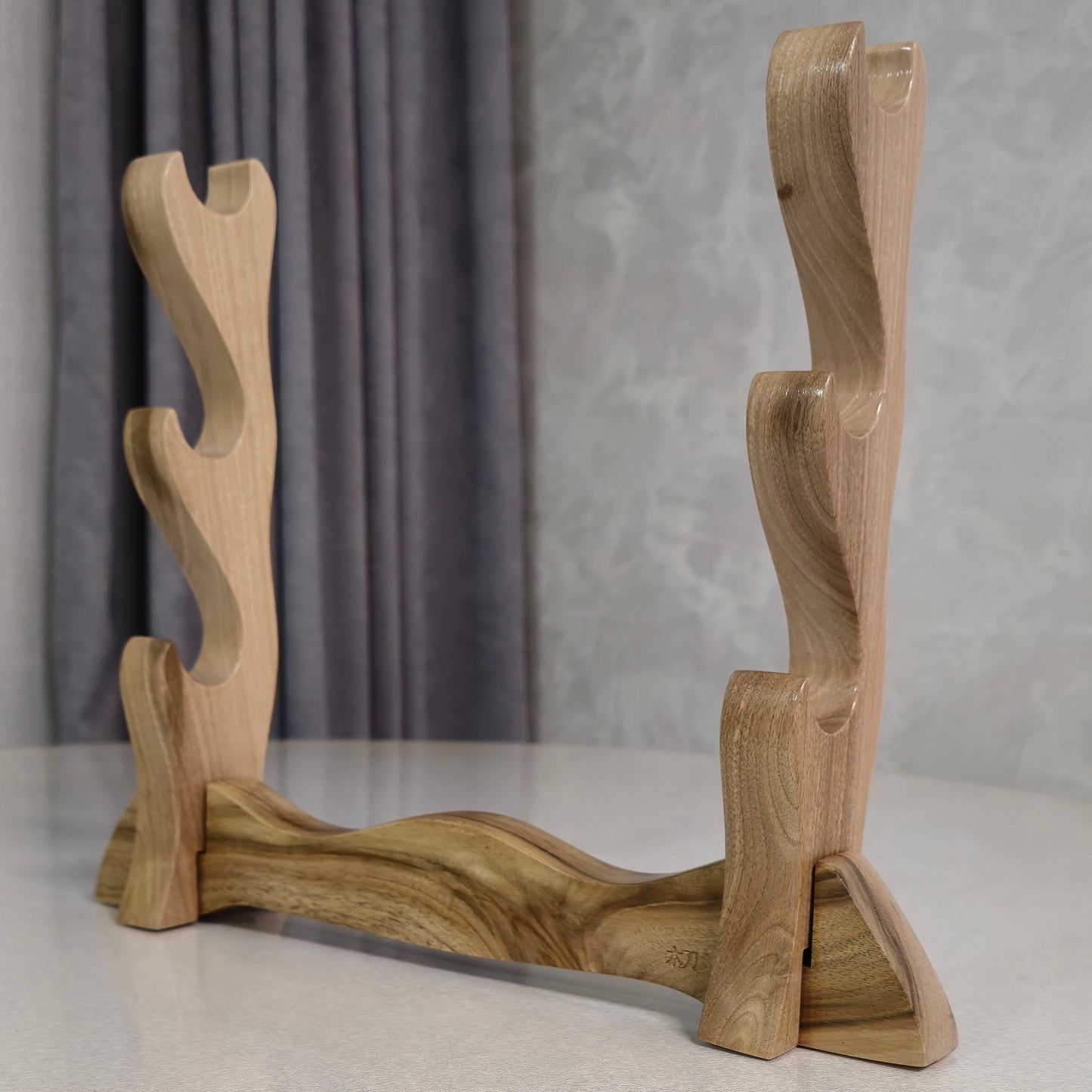Elegant wooden stand for sword display – ideal for collectors and martial artists