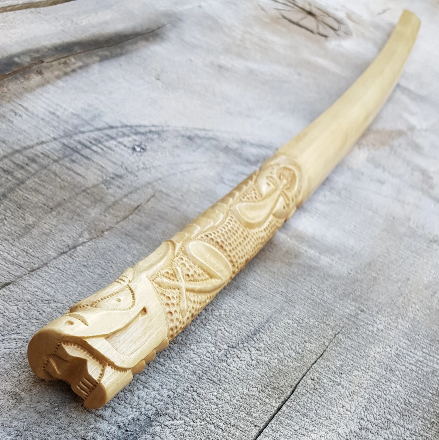 Bokken Deluxe Dragon 102 (40,1") см - Айкідо, Кендзюцу - Європейський граб