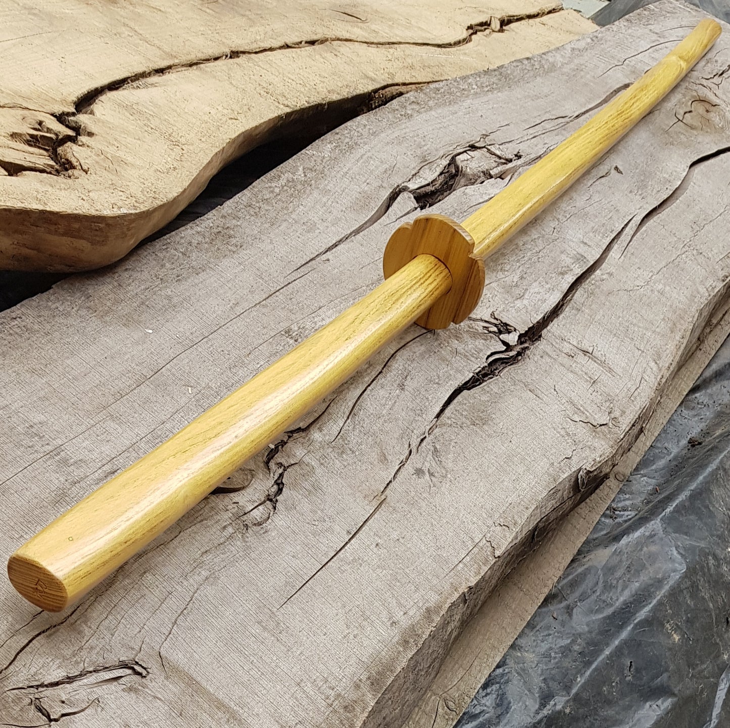 Wooden Long Chinese two-handed wushu sword Miao Dao 150 cm (59") - Robinia Wood