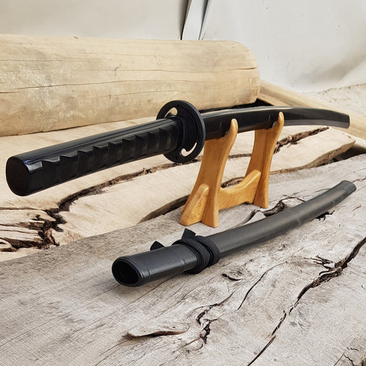 Wooden bokken Daito Deluxe with patterned rubber tsuba and dome, plastic saya for Iaido - European Hornbeam