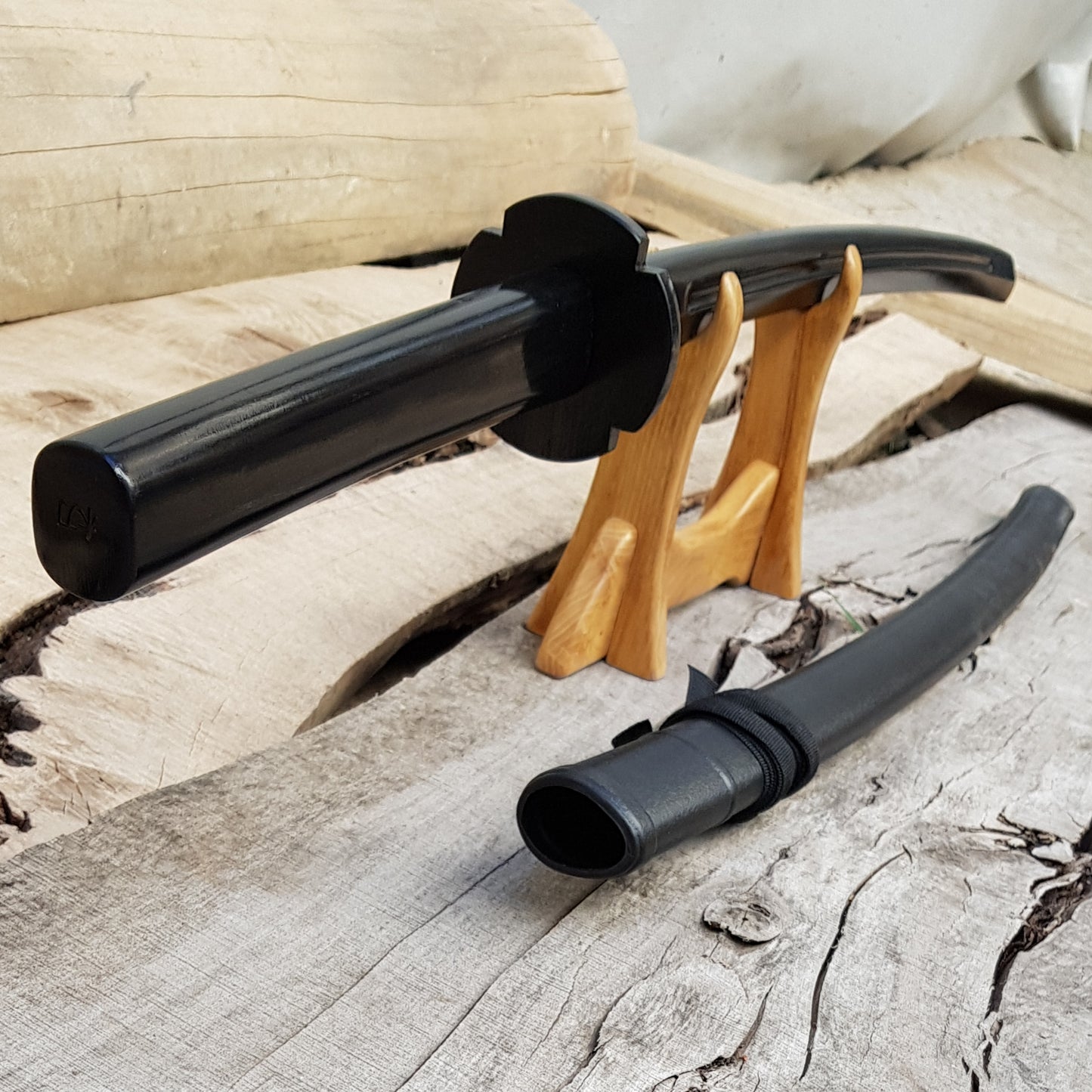 Wooden daito bokken with groove, tsuba and plastic saya- Japanese sword 102 cm (40.1") for Aikido and Iaido - Robinia Wood