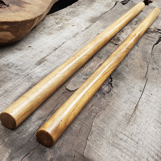 Short pair sticks Arnis Kali Eskrima Wing Chun Silat - Natural Wood Walnut