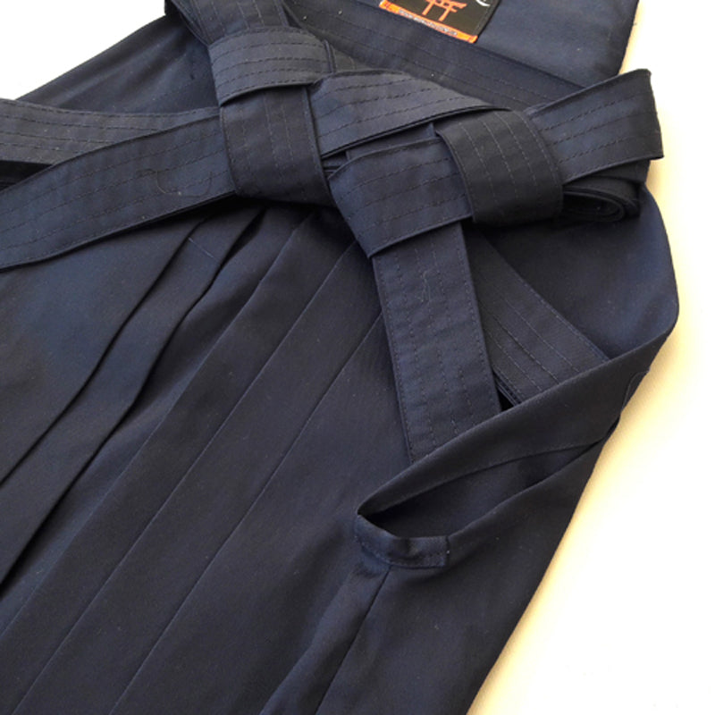 High-quality samurai hakama made from durable fabric, perfect for training and ceremonies