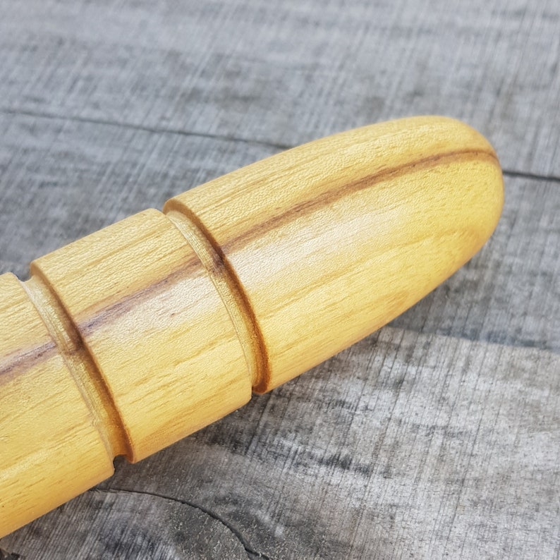 Wooden massage training stick yawara with blunt ends - Robinia Wood –  Bokuto Shop