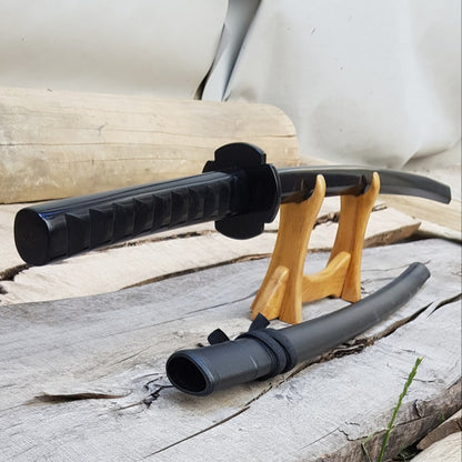 Wooden bokken Daito Deluxe with tsuba, plastic saya for Iaido - Robinia Wood