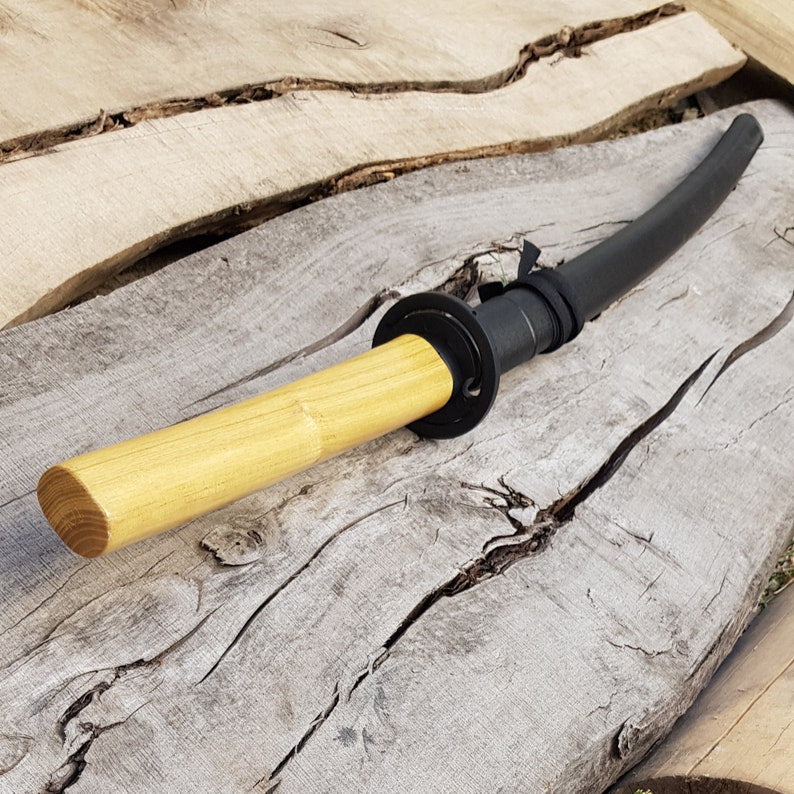Wooden bokken Daito 102 cm (40.1") with groove, patterned rubber tsuba and dome, plastic saya for Aikido and Iaido - Robinia Wood
