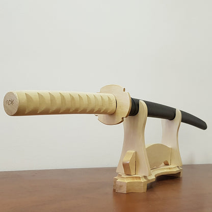 Wooden bokken Daito Deluxe with tsuba, plastic saya for Iaido - European Hornbeam