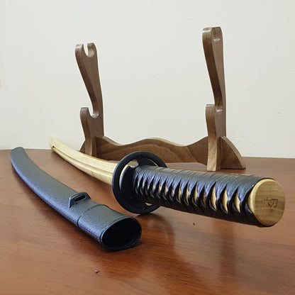 Wooden bokken Daito 102 cm (40.1") with groove, patterned rubber tsuba and dome, saya, tsukamaki for Aikido and Kendo - Robinia Wood